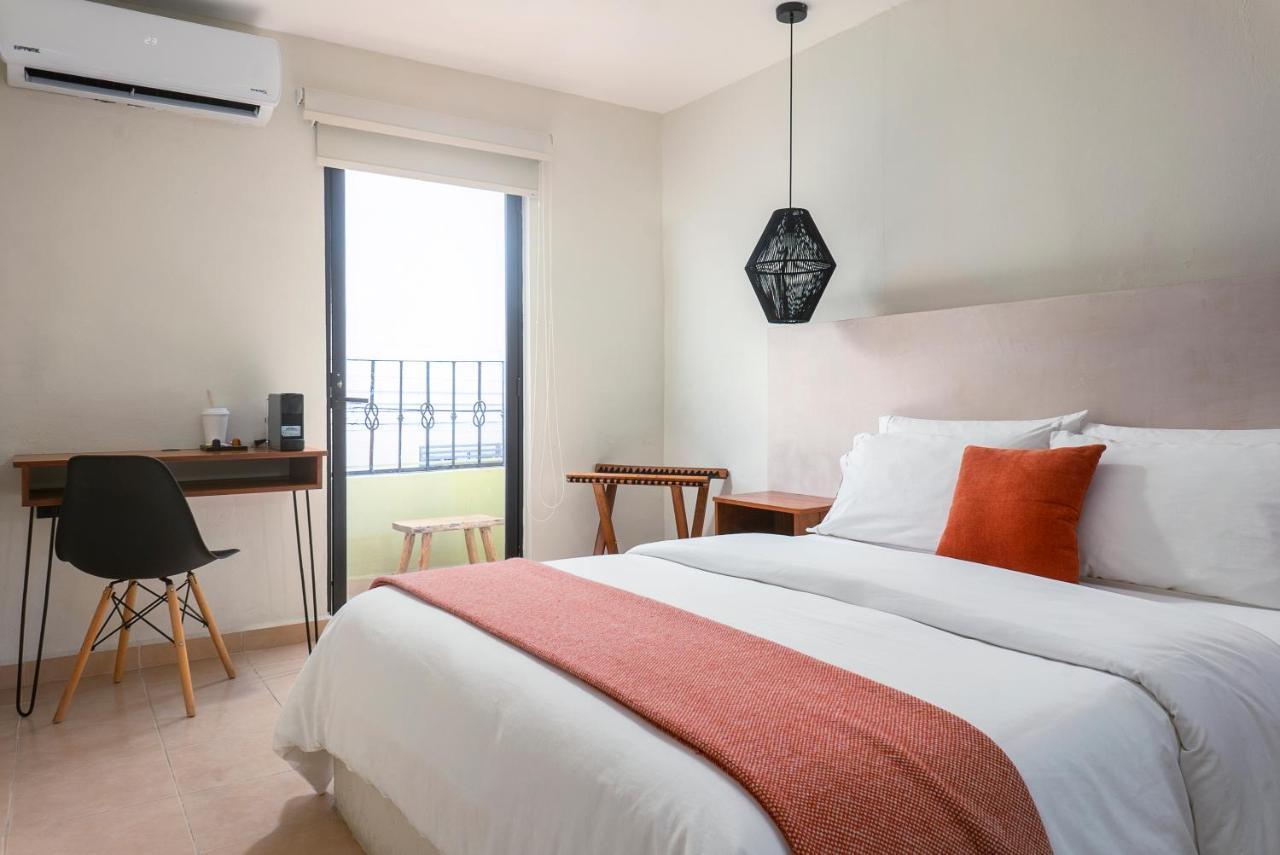 Rodina Hotel *